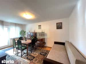 Apartament Pet Friendly etajul 1 cu  3 camere balcon zona centrala — miniatura 4