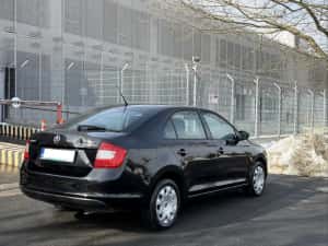 Skoda Rapid 2015-1.2 benzina-176.000 km-90CP — miniatura 4