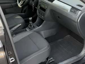 Skoda Rapid 2015-1.2 benzina-176.000 km-90CP — miniatura 6