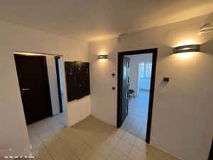 Spatiu Comercial pt Firme / Apartament Nemobilat — miniatura 1