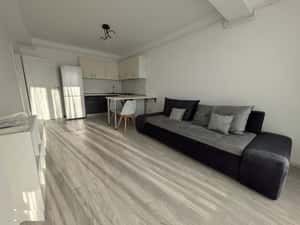 Apartament 2 camere, loc de parcare  privat — miniatura 3