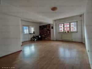 Racadau - 3 camere (transformat din 4), 2 bai, spatios, etaj 5/8!