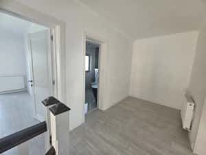 La cheie. Disponibil imediat. Despartit prin camera tehnica — miniatura 8