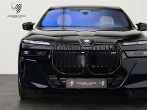 BMW M760 Hibrid 2023, 40.858 km, Automată, Negru — miniatura 2