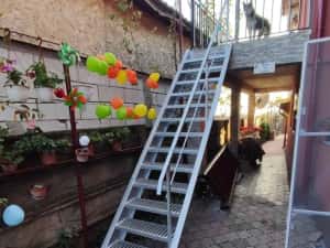 Facem scări zincate la comanda oferim montaj și transport toată țara — miniatura 4