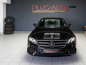 Mercedes-Benz E 300 Berlină, 94.000 km, 2020 — miniatura 2