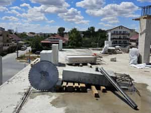 Taiat Taiere sectionare Decupare pereti beton armat carota carotare — miniatura 3