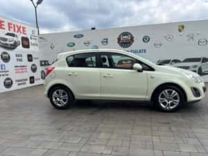 Opel Corsa Hatchback 2016 - 3.800 EUR — miniatura 4