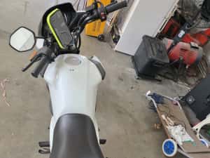 Vand sau schimb cu bicicleta asistata electric Honda cbr 125 — miniatura 6
