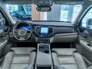 Volvo XC90 Recharge T8 AWD Ultimate Bright - 455 CP — miniatura 7