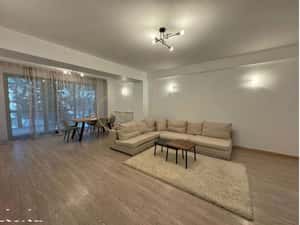 Apartament de 3 camere in zona Iancu Nicolae 2 parcari — miniatura 1