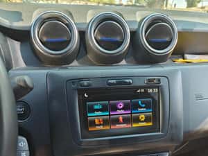 Dacia Duster 2021 Eco-G 100 ediție aniversară — miniatura 2