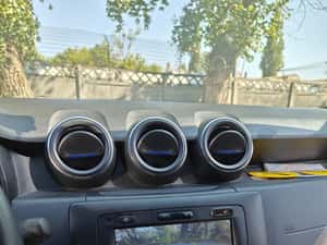 Dacia Duster 2021 Eco-G 100 ediție aniversară — miniatura 4