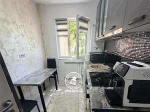 Apartament cu doua camere decomandat Alexandru cel Bun 60 mp — miniatura 4