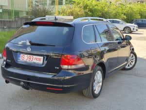 VW Golf VI 1.6 TDI – alegerea sigură pentru economie și fiabilitate — miniatura 3