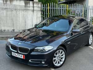 BMW F10//520D/4 Butoane / Soft Close /Trapa /Luxury/ Interior Comfort/B47-190Cp/Head Up/ Hi-Fi /Camera/ Istoric Complet — miniatura 10