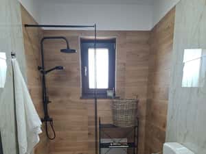 apartament 3 camere bloc nou