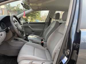 Volkswagen Golf 1.4 Benzină – 120.000 km reali – Unic proprietar fab.2004 — miniatura 6