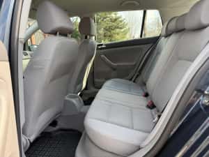 Volkswagen Golf 1.4 Benzină – 120.000 km reali – Unic proprietar fab.2004 — miniatura 8