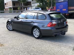 BMW  seria 3 touring 320d an fabricatie 2008 motor 2.0 tdi climatronic navigatie xenon panorama parktronic carlig remorcare — miniatura 4