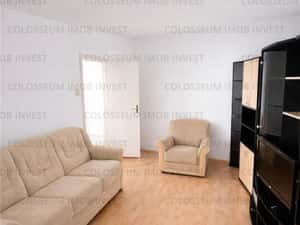 Apartament cu 3 camere | decomandat | etaj 1 - zona Astra — miniatura 1