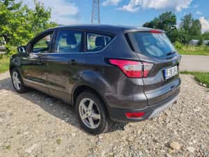 Ford Kuga 4x4 Automata — miniatura 3