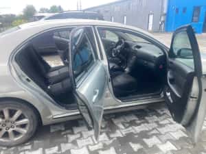 De vânzare Toyota Avensis din 2005, în stare bună, cu actele în regulă, poate fi folosit imediat. — miniatura 4