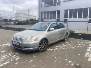 De vânzare Toyota Avensis din 2005, în stare bună, cu actele în regulă, poate fi folosit imediat. — miniatura 6