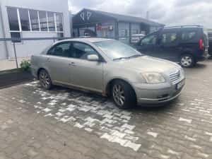 De vânzare Toyota Avensis din 2005, în stare bună, cu actele în regulă, poate fi folosit imediat. — miniatura 7