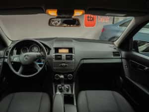 Mercedes c250 - scaune incalzite -senzori- jante -revizie -euro 5- revizie efectuata - auto este gata de condus — miniatura 4