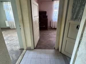 Apartament in bloc-tip vila-Str.Smirdan, Plopeni. — miniatura 7