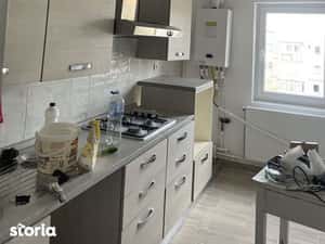 Vand apartament 2 camere Favorit — miniatura 4