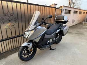 Honda NC750D/An:2019/Motor 745 cm3 55 Cp — miniatura 1