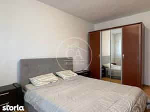 Apartament cu 3 camere de inchiriat in zona Dacia, Oradea — miniatura 4