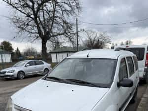 Dacia Logan MCV 7 locuri 1.5 dci — miniatura 1