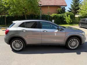 Mercedes GLA220D 4MATIC Avariat — miniatura 6