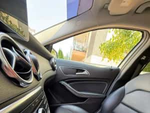 Mercedes GLA220D 4MATIC Avariat — miniatura 7