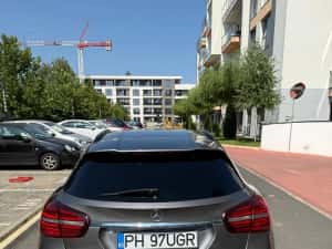 Mercedes GLA220D 4MATIC Avariat — miniatura 8