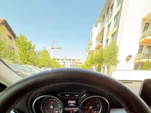 Mercedes GLA220D 4MATIC Avariat — miniatura 10