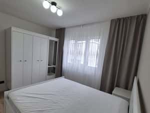 Inchiriez apartament  proaspat renovat 2camere in Precista Bvd.Decebal — miniatura 5