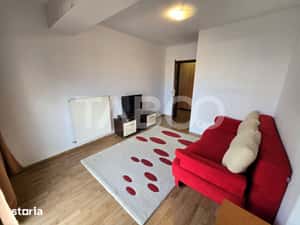 Apartament decomandat 2 camere mobilat etaj 3 cu lift Turnisor Sibiu — miniatura 4