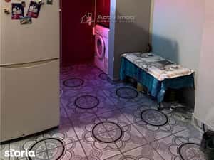 Apartament 2 camere, parter, balcon, CT - 1 Mai - Pelendava — miniatura 5