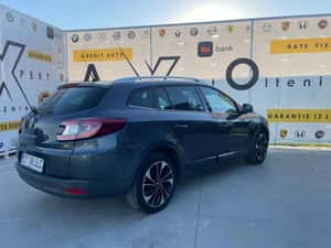 RENAULT MEGANE 3 BOSE – 2015 | AUTOMAT | 1.5 dCi 110 CP — miniatura 6