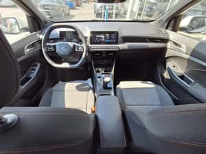 MG ZS Hibrid 2024, 2599 km, automată, alb — miniatura 6