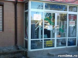 Spatiu comercial piata vest