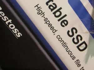 SSD portabail 1TB, real, + cablu de date — miniatura 4