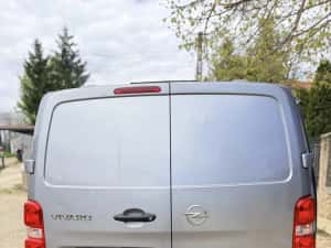 Opel Vivaro * Toyota Proace * Renault Trafic * 6 Locuri + marfa * Euro 6 * 2.0 * Manual * — miniatura 5