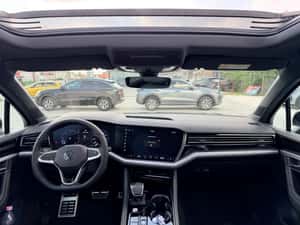 Volkswagen Touareg Automată 286 HP Diesel — miniatura 3