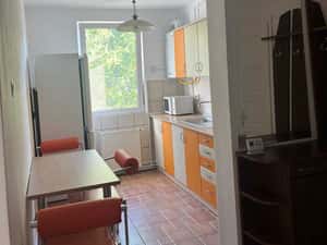 De inchiriat apartament 2 camere Cornisa — miniatura 3