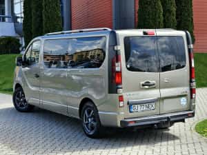 Opel Vivaro 2016 Lung 8+1 Locuri/ 1.6 Diesel 125 Cp/ Variante Schimb — miniatura 5